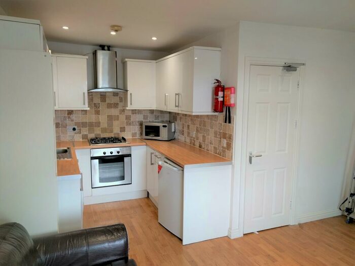 1 Bedroom Flat To Rent In Oxford Street, Sandfields, Swansea, SA1