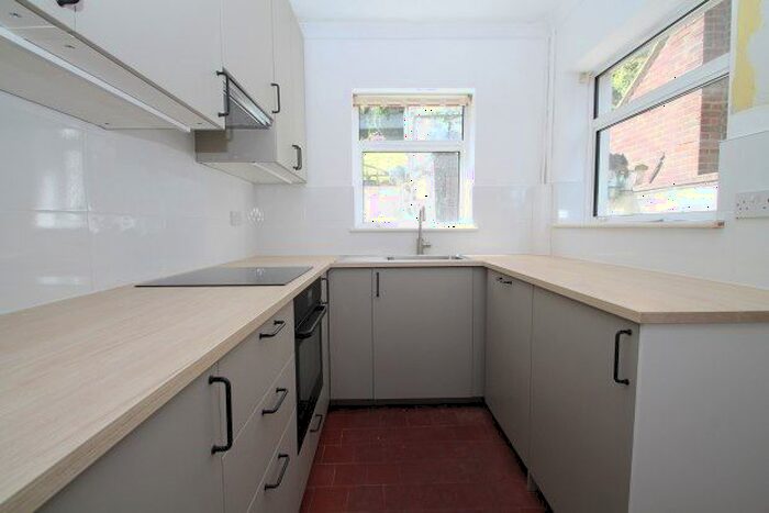 3 Bedroom Property To Rent In Oaks Road, Kenley, CR8