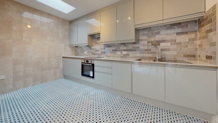 4 Bedroom Town House To Rent In Borough Street, Brighton, BN1
