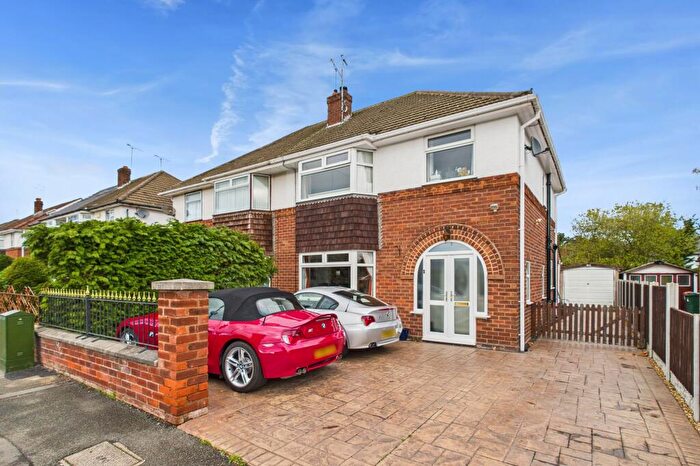 3 Bedroom Semi-Detached House For Sale In Pipers Lane, Hoole, Chester, CH2