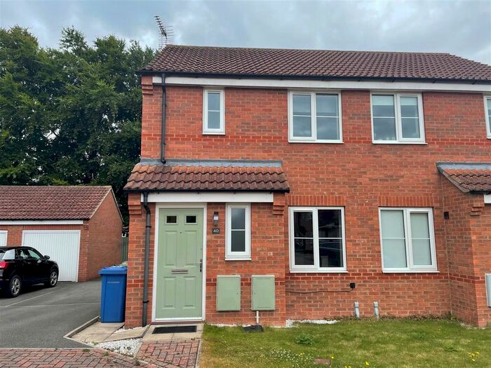 2 Bedroom Semi-Detached House To Rent In Derek Vivian Close, Pocklington, York, YO42