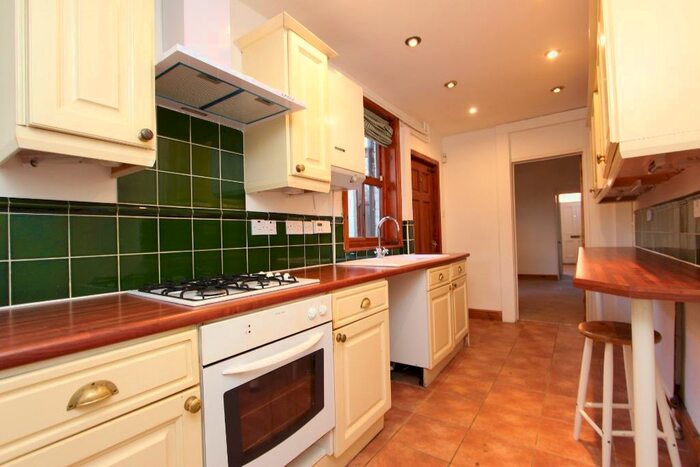 2 Bedroom Semi-Detached House To Rent In Collington Street, Beeston, NG9