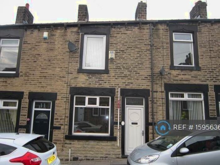 2 Bedroom Terraced House To Rent In Crompton Avenue, Barnsley, S70