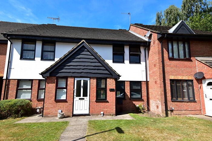 1 Bedroom Flat For Sale In Westwick Place, Watford, WD25