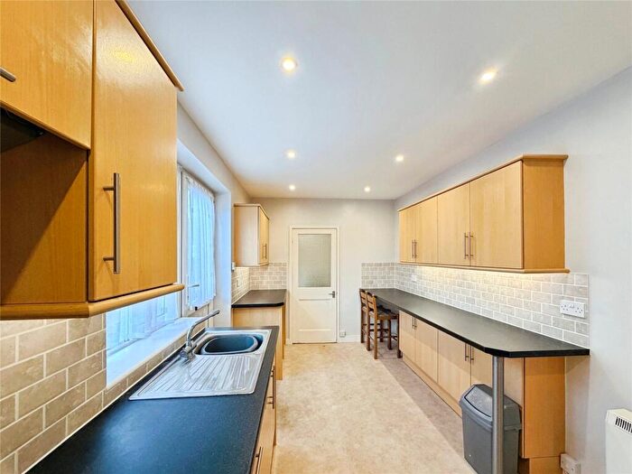 2 Bedroom Maisonette To Rent In Dover Road, Deal, Kent, CT14