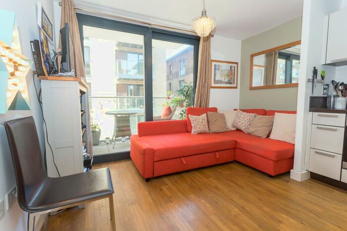 1 Bedroom Apartment To Rent In Surrey Quays Road, Canada Water, London, Greater London, SE16