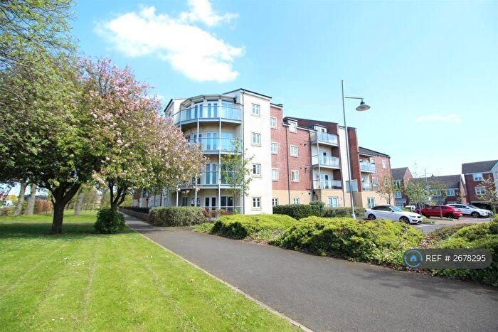 2 Bedroom Flat To Rent In Charlton Court, Newcastle Upon Tyne, NE7