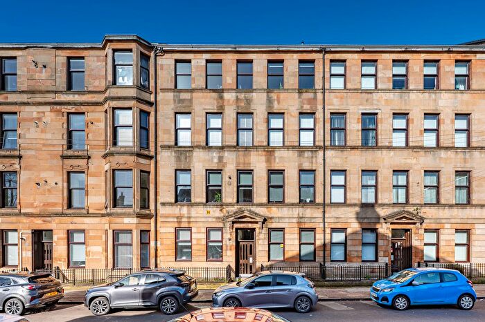 3 Bedroom Flat For Sale In Whitevale Street, Dennistoun, Glasgow, G31