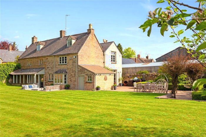 5 Bedroom Detached House For Sale In West End, Kingham, Chipping Norton, Oxfordshire, OX7