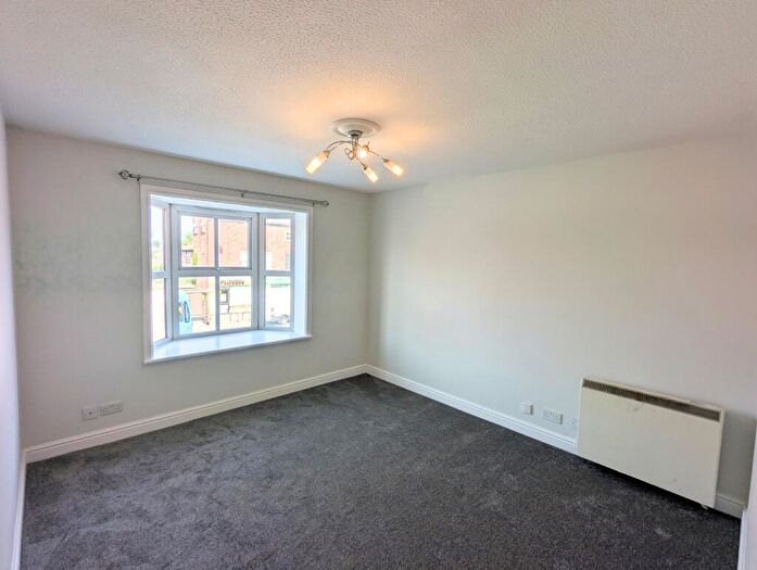 2 Bedroom Flat To Rent In High Street, Lincoln, LN5