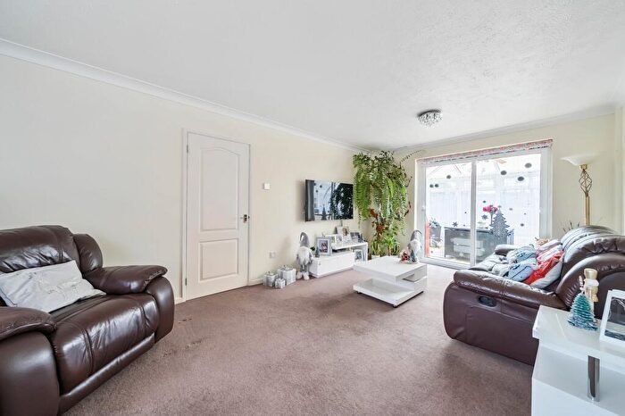 4 Bedroom Detached House For Sale In Sunningdale Gardens, North Bersted, Bognor Regis, PO22