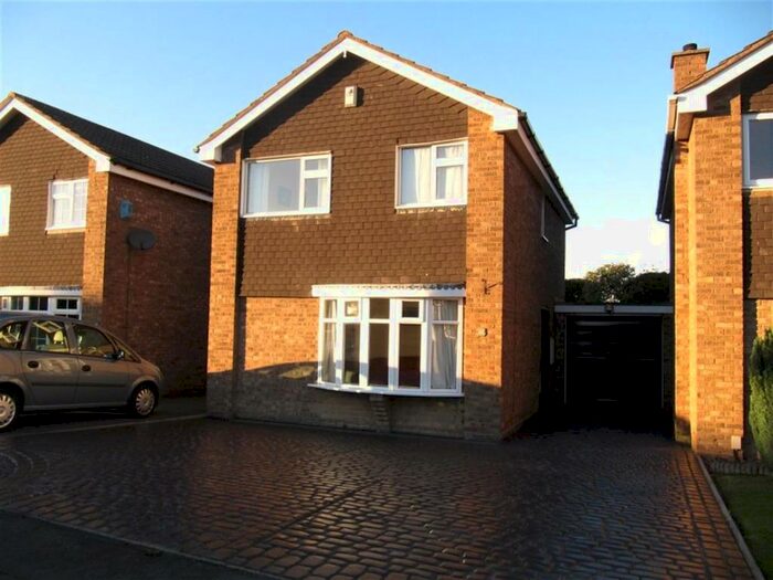 3 Bedroom Detached House To Rent In Roach, Dosthill, B77