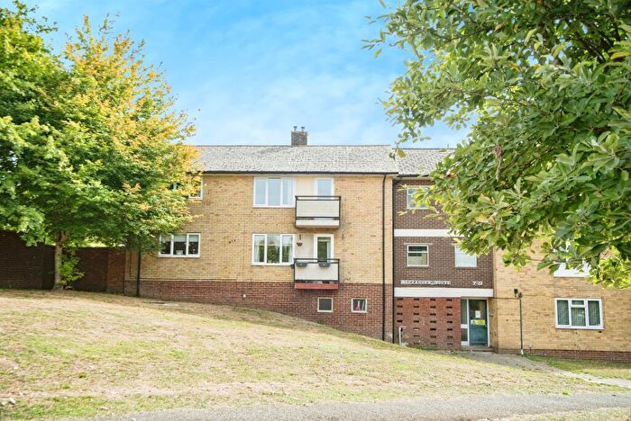 2 Bedroom Flat For Sale In Sidbury Heights, Tidworth, SP9