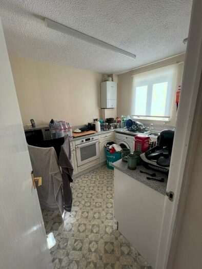 2 Bedroom Flat To Rent In Gogarloch Syke, Gyle, Edinburgh, EH12