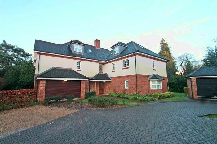 1 Bedroom Flat To Rent In Bassett Wood Road, Southampton, SO16