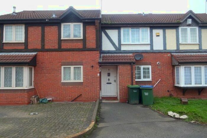 2 Bedroom Semi-Detached House To Rent In Harebell Close, Walsall, WS5