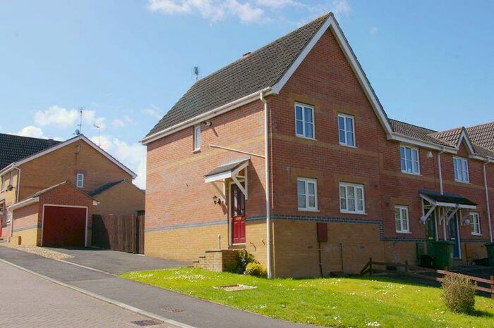 3 Bedroom House To Rent In Moorland Road, Street, BA16