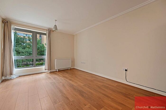 1 Bedroom Flat To Rent In Victoria Road, London, W3