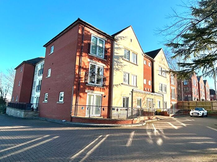1 Bedroom Flat For Sale In Woodthorpe Drive, Woodthorpe, Nottingham, Nottinghamshire, NG5