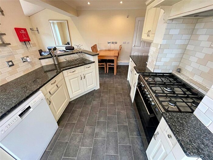 5 Bedroom Detached House To Rent In De Lisle Road, Bournemouth, BH3
