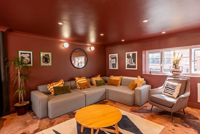 2 Bedroom Flat To Rent In , Sherborne Place, Marina Place, Birmingham, B16