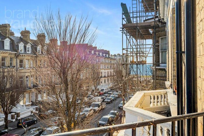 1 Bedroom Flat For Sale In First Avenue, Hove, BN3