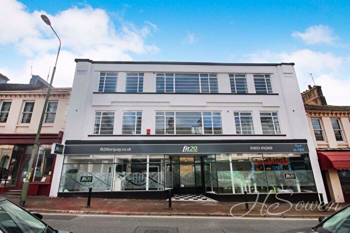 1 Bedroom Flat For Sale In Scarborough Place, Torquay, TQ2
