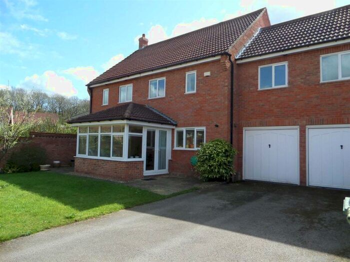 4 Bedroom Detached House To Rent In Boltwood Grove, Medbourne, Milton Keynes, MK5