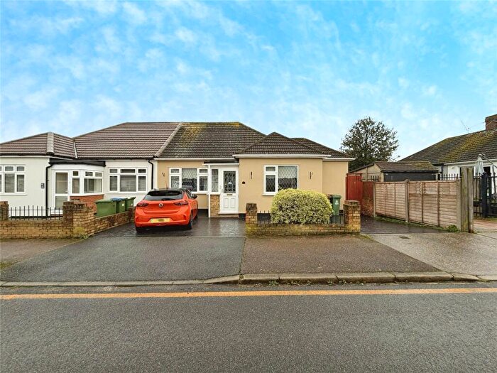 2 Bedroom Bungalow For Sale In Rosemary Road, Welling, DA16