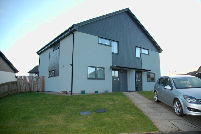 3 Bedroom Semi-Detached House For Sale In Moorland Street, Dumfries, DG2