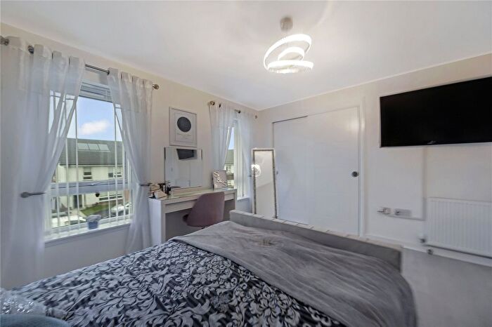 2 Bedroom End Of Terrace House For Sale In Ardencraig Terrace, Glasgow, Glasgow City, G45