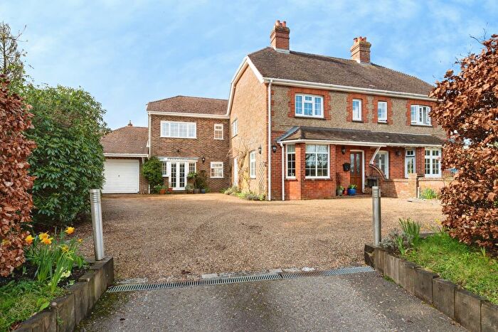 5 Bedroom Semi Detached House For Sale In Argos Hill, Rotherfield, Crowborough, East Sussex, TN6