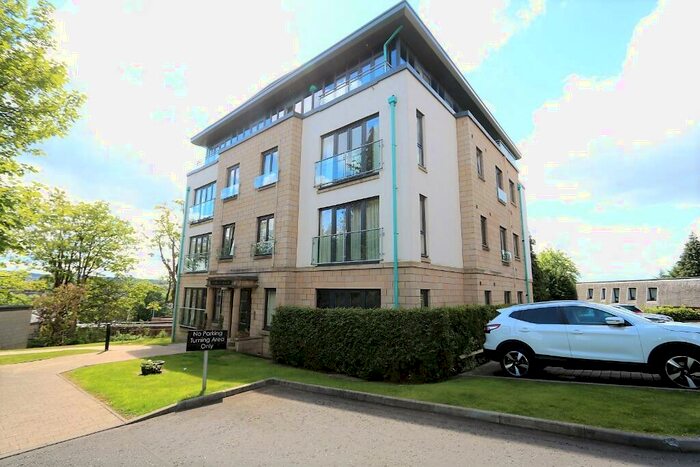 3 Bedroom Flat To Rent In Rawcliffe Gardens, Glasgow, G41