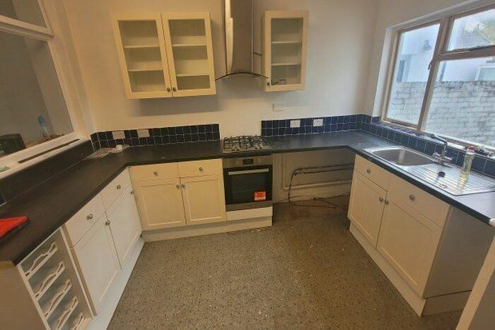 2 Bedroom Property To Rent In Marion Street, Cardiff CF24