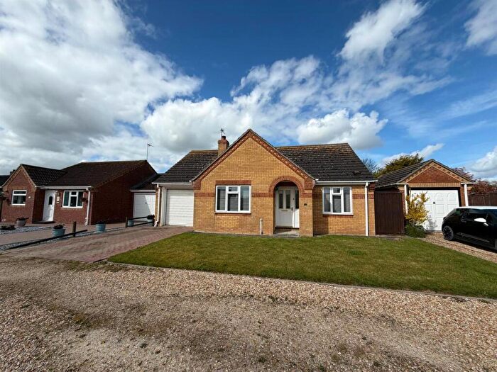 2 Bedroom Detached Bungalow To Rent In Wilkinson Way, Hogsthorpe, Skegness, PE24