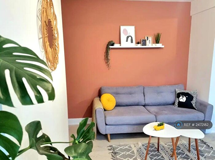 4 Bedroom End Of Terrace House To Rent In Preston Road, Manchester, M19
