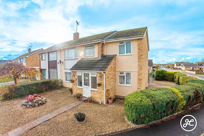 4 Bedroom Semi Detached House For Sale In Alderney Road, Bridgwater, TA6