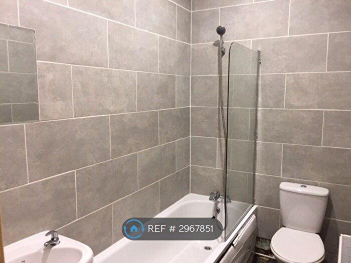 3 Bedroom Terraced House To Rent In Dryden Street, Bootle, L20