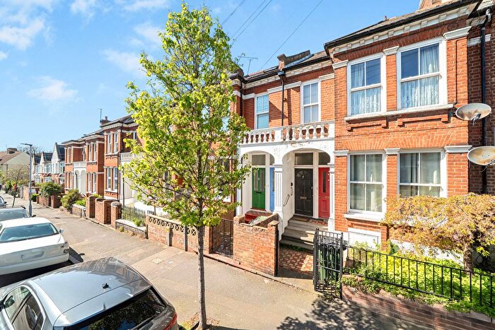 2 Bedroom Flat For Sale In Eastcombe Avenue, London, SE7