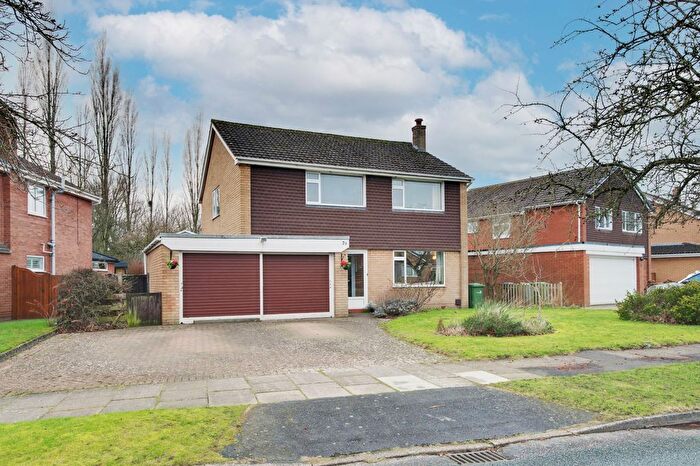 4 Bedroom Detached House For Sale In Tatton Drive, Sandbach, CW11