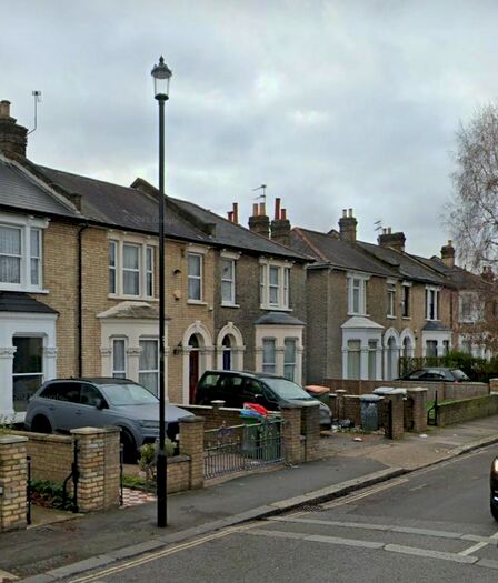 3 Bedroom Terraced House To Rent In Romford Road, London, RM12