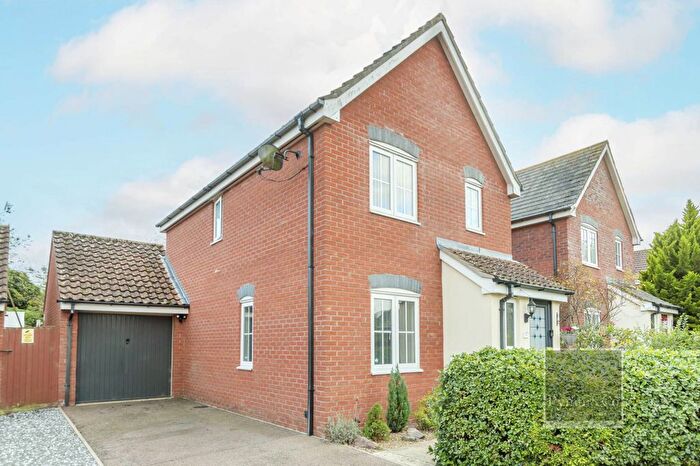 3 Bedroom Detached House For Sale In The Cains, Thorpe Marriott, NR8