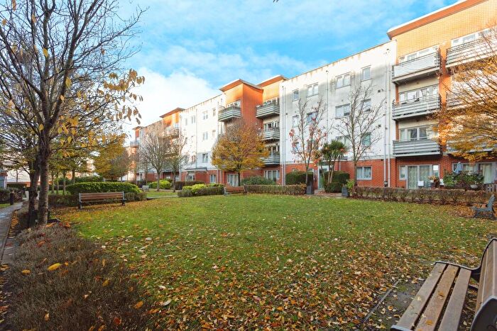 1 Bedroom Flat To Rent In Hawker Place, London, E17