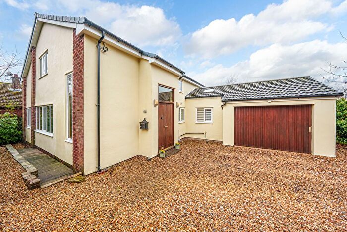 4 Bedroom Detached House For Sale In Chorley Road, Hilldale, WN8