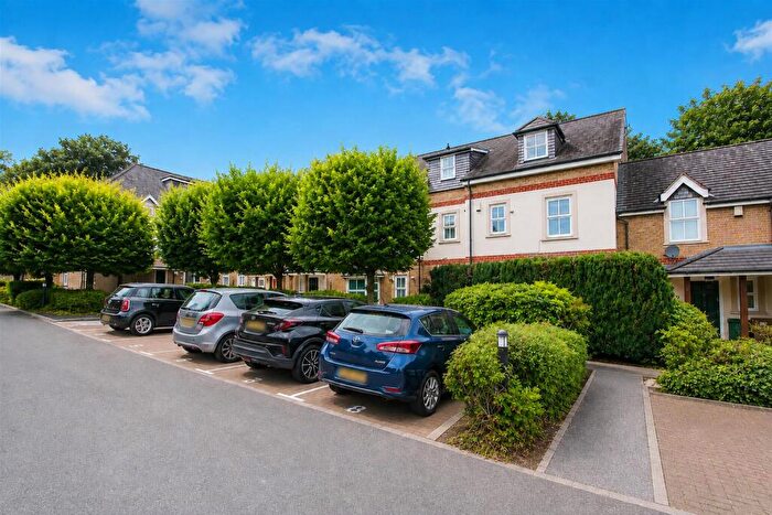 3 Bedroom House For Sale In Church Paddock Court, Wallington, SM6