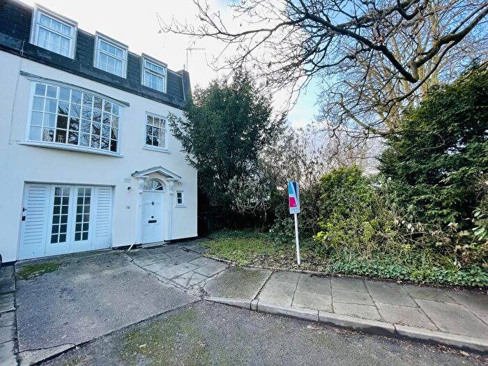 3 Bedroom Town House To Rent In Lillington Avenue, Leamington Spa, CV32