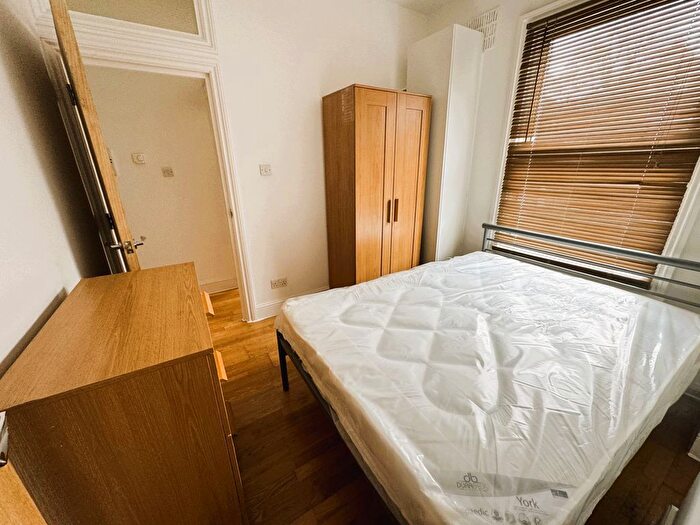 1 Bedroom Flat To Rent In Pathfield Road, Streatham Common, SW16