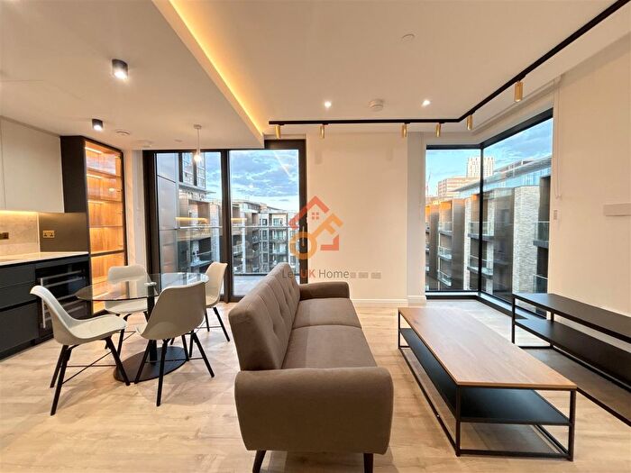 2 Bedroom Flat To Rent In Vermont House, Dingley Road, London, EC1V