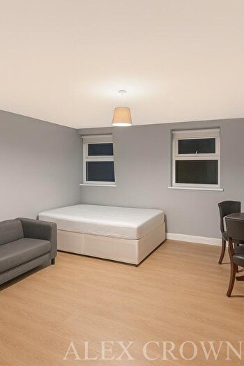 Studio To Rent In Bounds Green Road, Bounds Green, N11