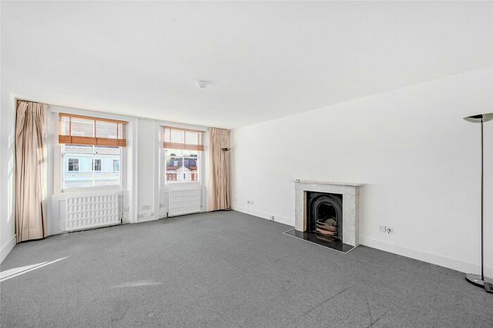 1 Bedroom Flat To Rent In Cromwell Place, South Kensington, London, SW7